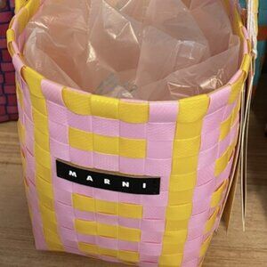 NEW with tag  Marni micro tote (with dust bag)  100% authentic